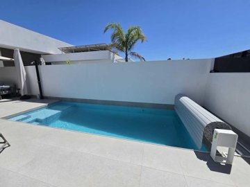 30202-villa-for-sale-in-roldan-21837220-large