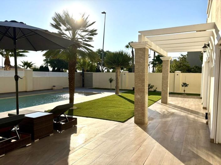 Image No.10-Villa de 4 chambres à vendre à Altaona Golf