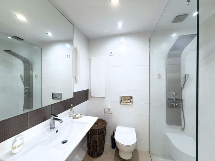 Image No.5-2 Bed Apartment for sale