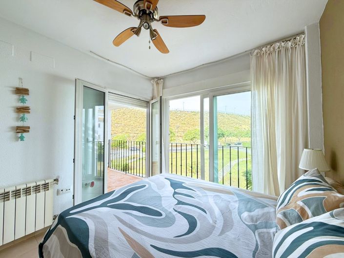 Image No.23-2 Bed Apartment for sale