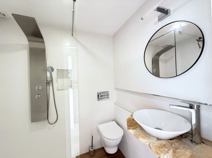 Image No.24-2 Bed Apartment for sale