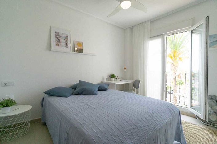 Image No.20-2 Bed Apartment for sale