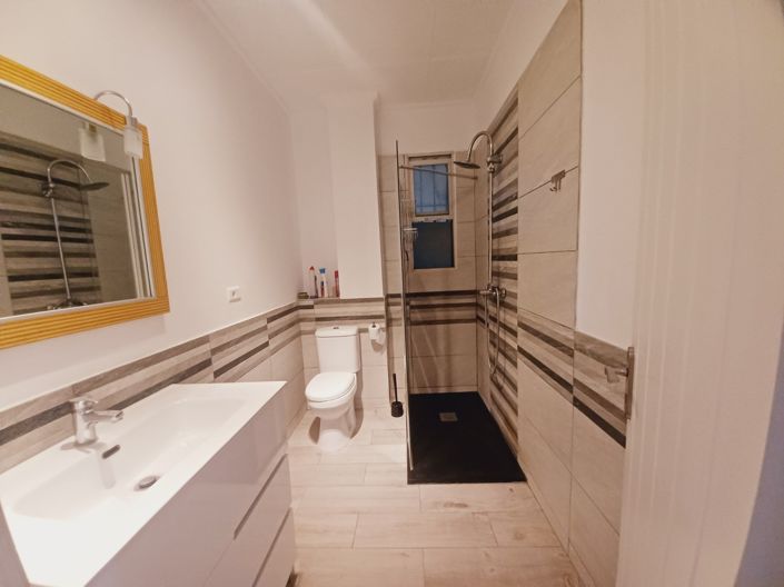 Image No.18-4 Bed Villa for sale