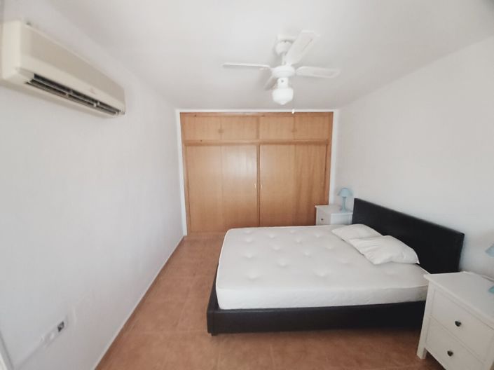 Image No.28-4 Bed Villa for sale