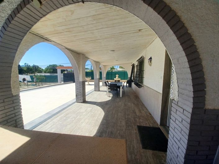 Image No.8-4 Bed Villa for sale