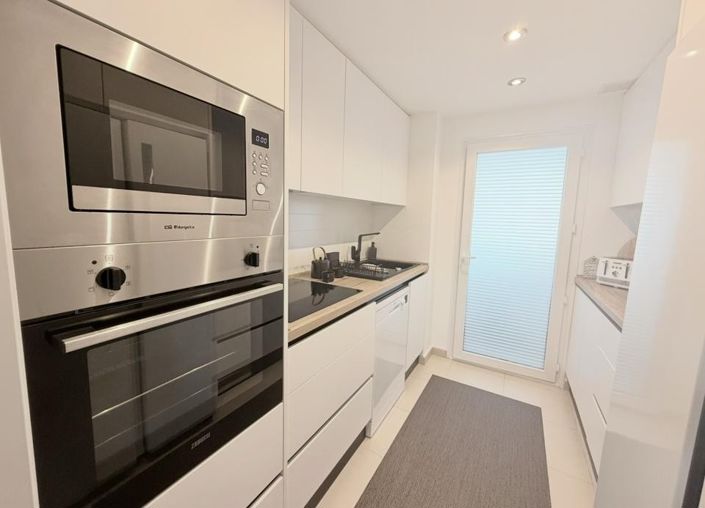 Image No.3-3 Bed Apartment for sale