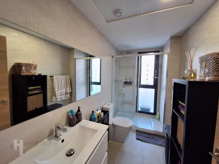 Image No.17-3 Bed Apartment for sale