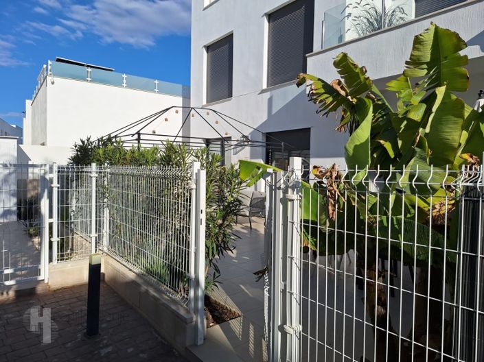 Image No.27-3 Bed Apartment for sale