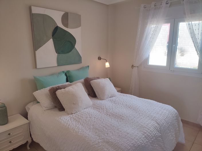 Image No.24-2 Bed Apartment for sale