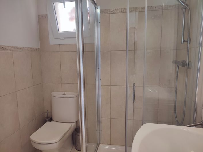 Image No.29-2 Bed Apartment for sale