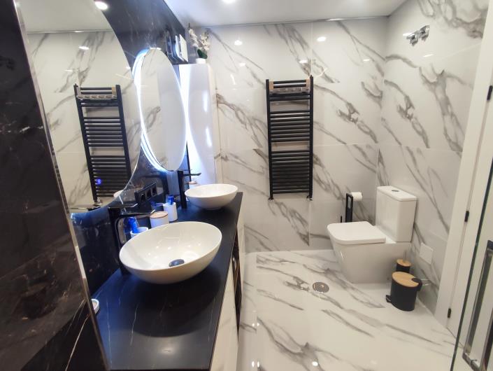 Image No.29-2 Bed Apartment for sale