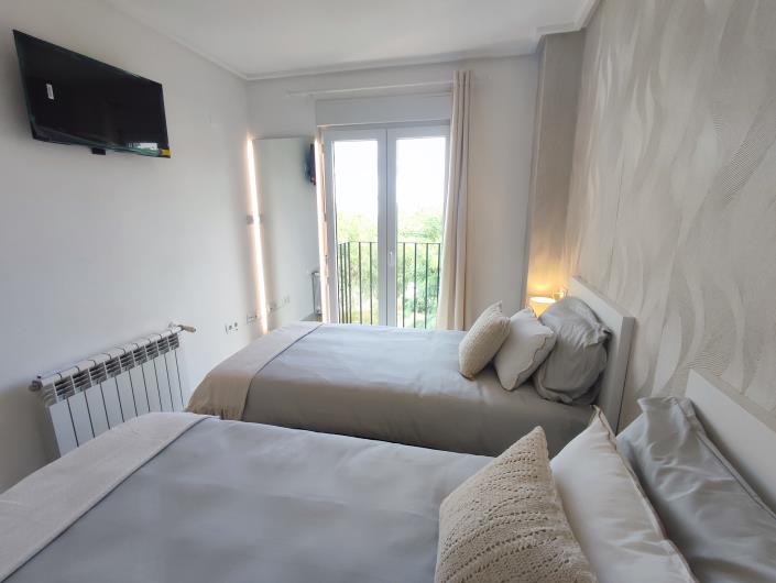 Image No.22-2 Bed Apartment for sale