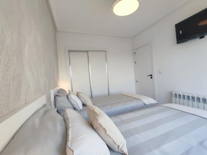 Image No.23-2 Bed Apartment for sale