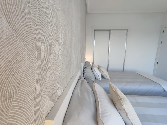 Image No.24-2 Bed Apartment for sale