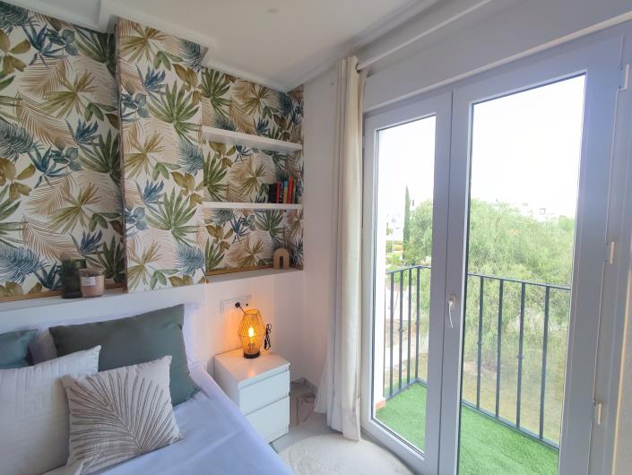 Image No.31-2 Bed Apartment for sale