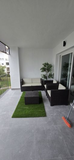 Image No.33-2 Bed Apartment for sale