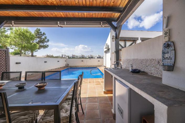 Image No.18-5 Bed Villa for sale