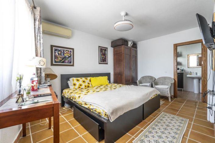 Image No.45-5 Bed Villa for sale