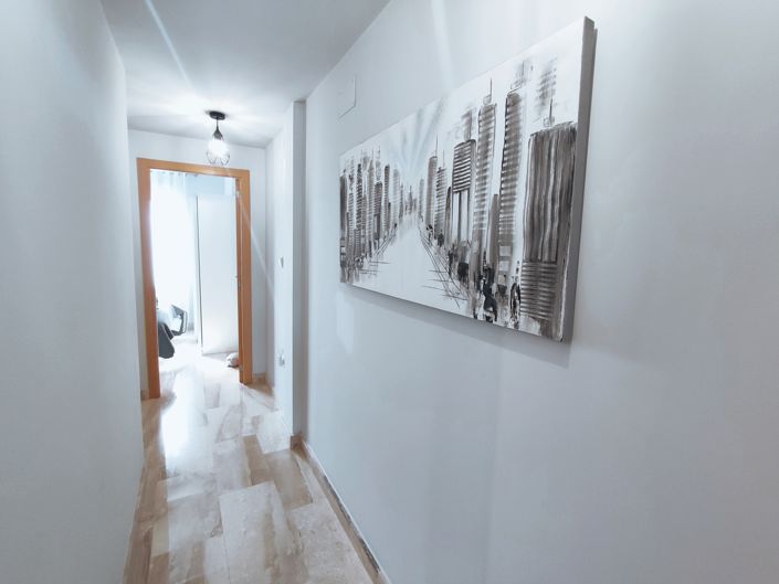 Image No.15-3 Bed Apartment for sale