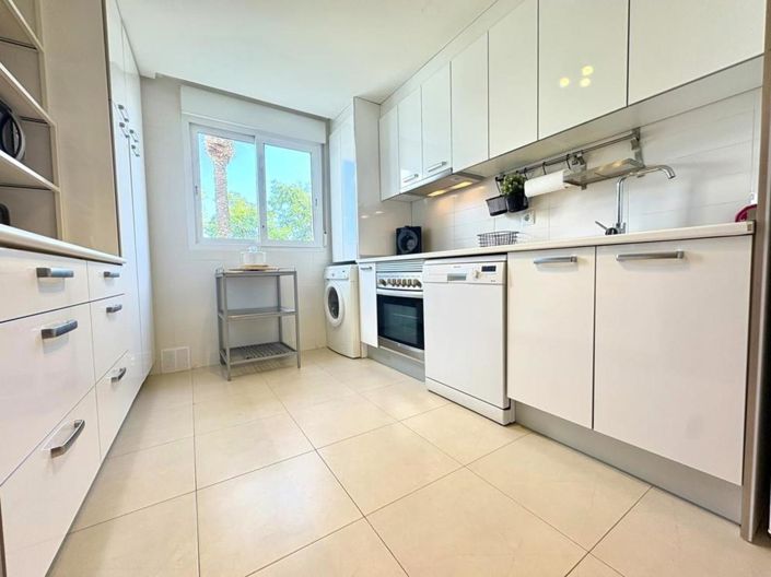 Image No.12-2 Bed Apartment for sale