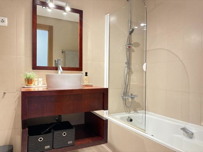 Image No.26-2 Bed Apartment for sale