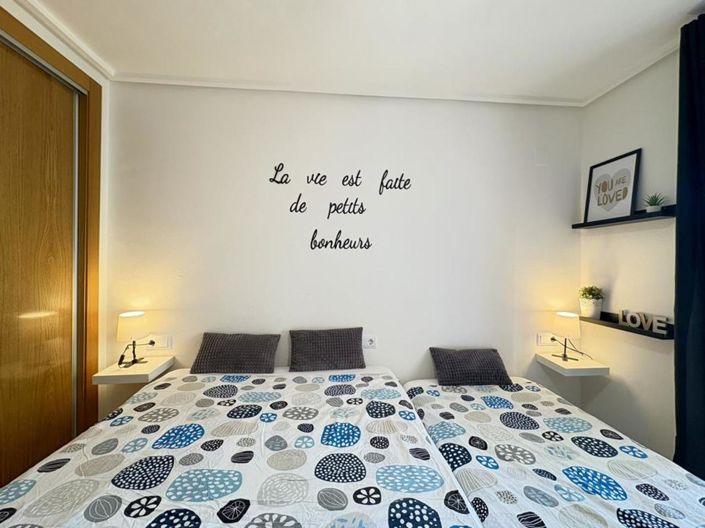 Image No.27-2 Bed Apartment for sale