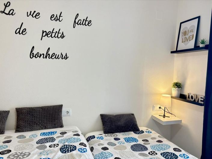 Image No.28-2 Bed Apartment for sale