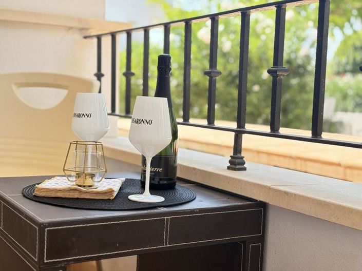 Image No.33-2 Bed Apartment for sale