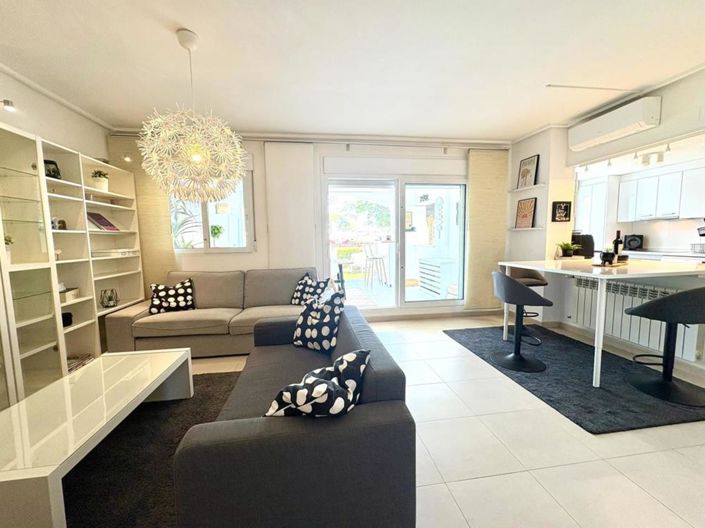 Image No.6-2 Bed Apartment for sale