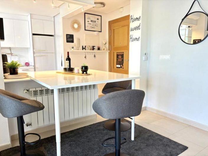 Image No.9-2 Bed Apartment for sale