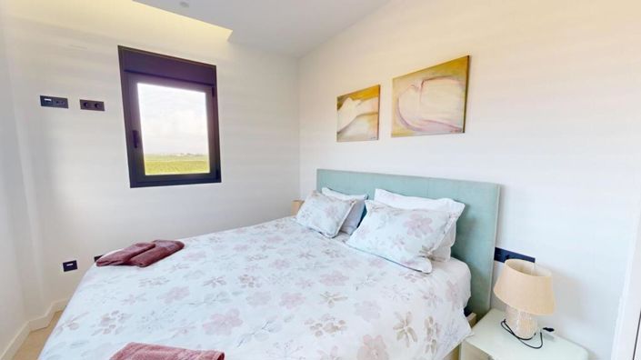 Image No.19-2 Bed Apartment for sale