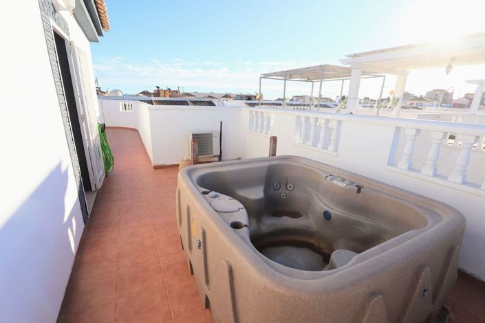 Image No.22-3 Bed Villa for sale