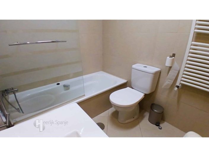 Image No.24-2 Bed Apartment for sale