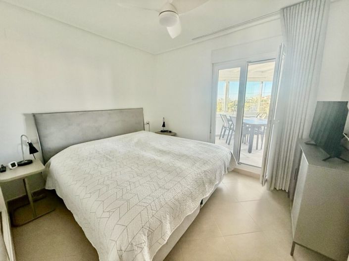 Image No.18-2 Bed Apartment for sale