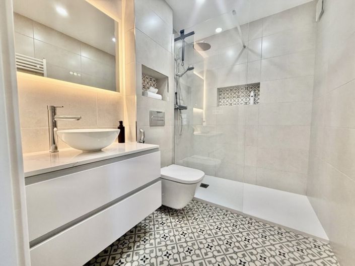 Image No.29-2 Bed Apartment for sale