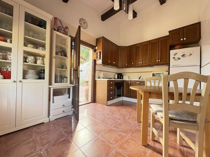 Image No.8-3 Bed Villa for sale