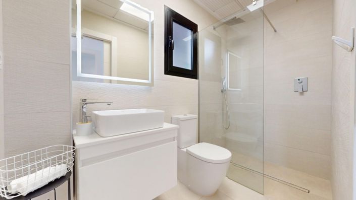 Image No.2-3 Bed Villa for sale