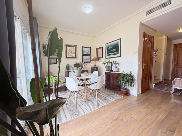 Image No.12-2 Bed Villa for sale