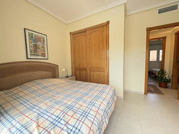 Image No.20-2 Bed Villa for sale