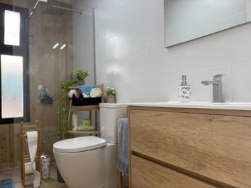 f0a0b734135440b96632xlarge