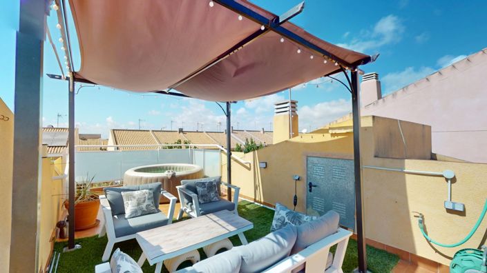 Image No.22-2 Bed Apartment for sale