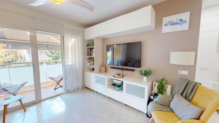 Image No.8-2 Bed Apartment for sale