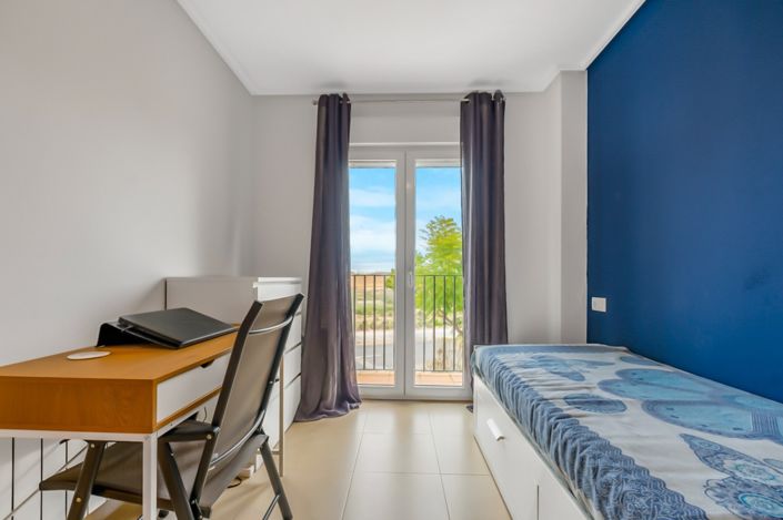 Image No.19-2 Bed Apartment for sale