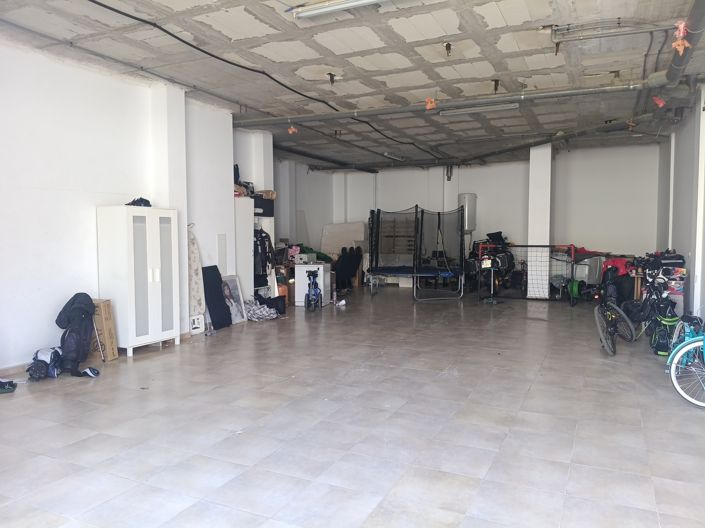 Image No.5-Maison de ville de 4 chambres à vendre à Roldan