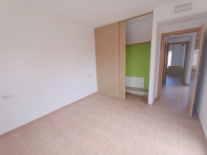 Image No.14-3 Bed Apartment for sale