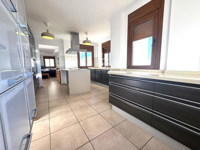 Image No.21-4 Bed Villa for sale