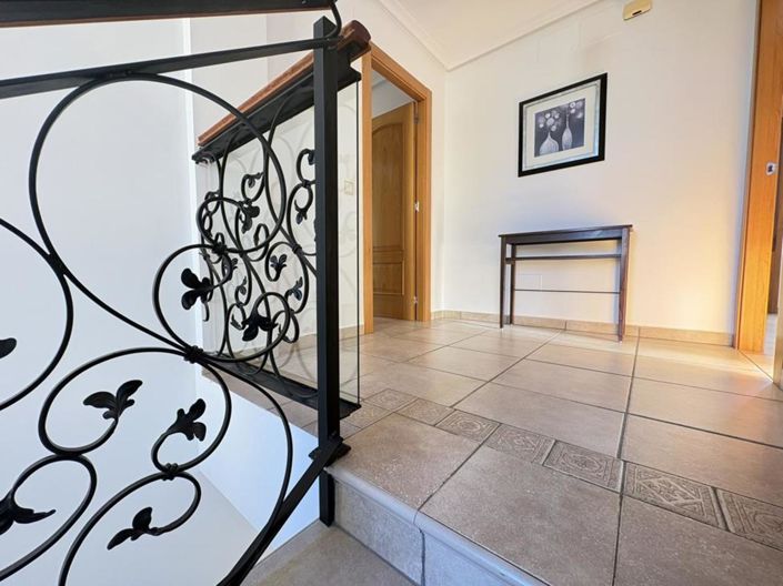 Image No.28-4 Bed Villa for sale