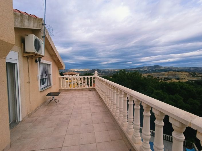 Image No.41-4 Bed Villa for sale