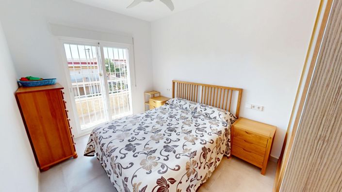 Image No.14-4 Bed Apartment for sale