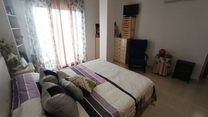 Image No.29-2 Bed Apartment for sale